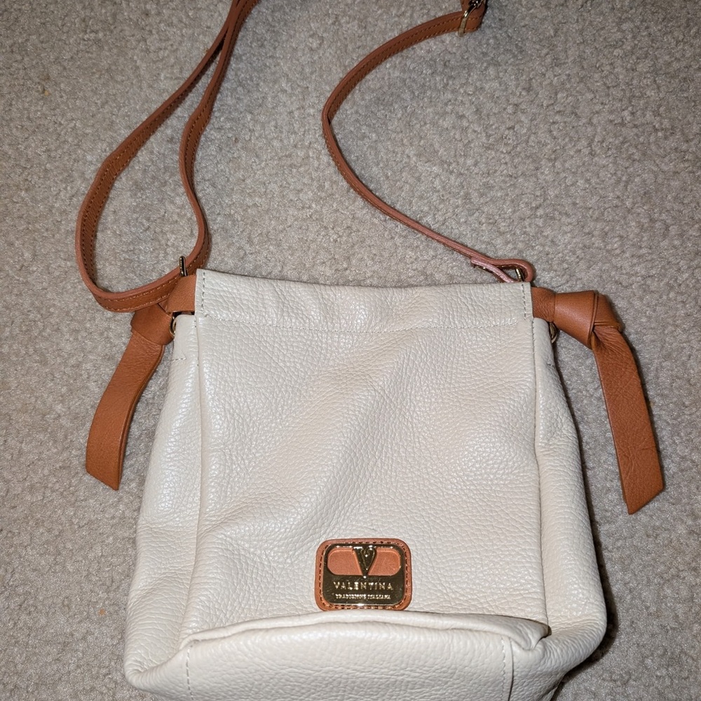Valentina Cream and Tan Crossbody Bag with Textured Finish - Picture 9 of 10